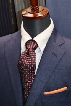 紺の織柄のランバンオーダースーツ｜Fashion AT Men'sの画像