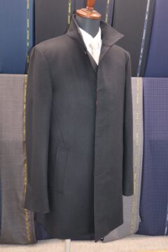 袖口が比翼のオーダーコートの画像