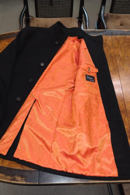 ペイズリーの裏地