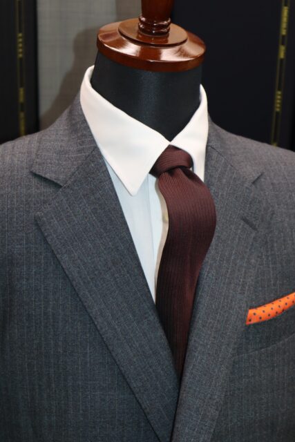 タリアデルフィノオーダースーツ